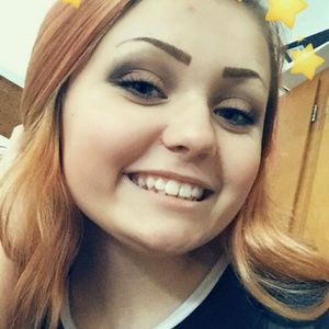 Meet your Posher, Chloe